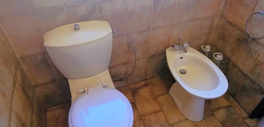 Absolutely spotless, charming and magnificent family home in Bruma.