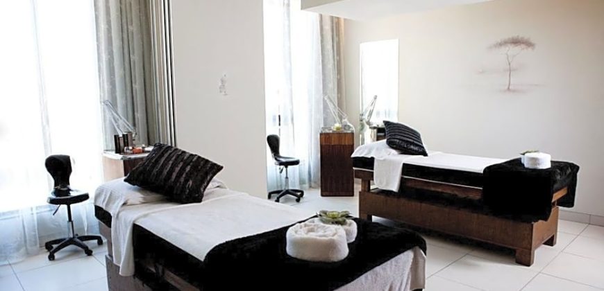 Feel on top of the world with this penthouse located in  DaVinci Hotel Sandton.