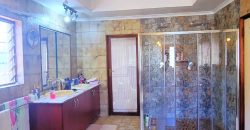 Absolutely spotless, charming and magnificent family home in Bruma.