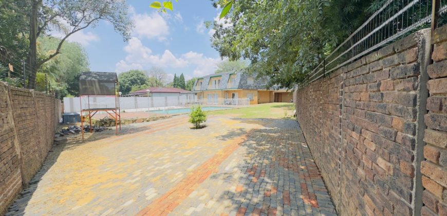 Six-Bedroom Duplex for Sale in a Secure Boom-Off Complex, Klippoortje Agricultural Lots, Germiston
