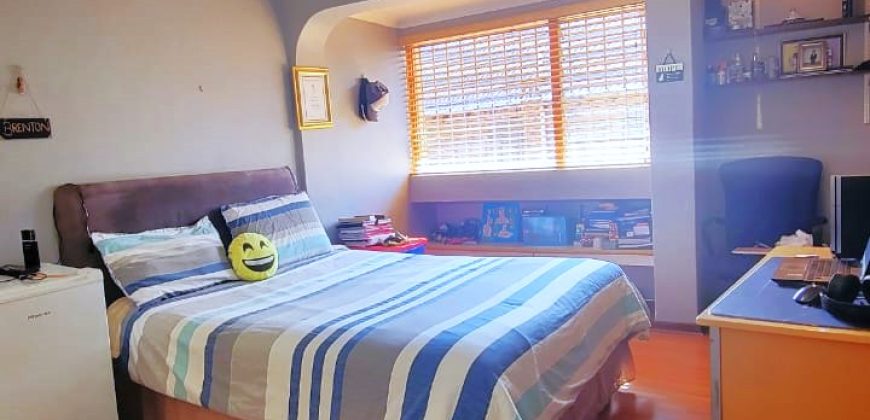 Absolutely spotless, charming and magnificent family home in Bruma.