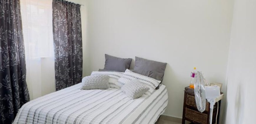 Six-Bedroom Duplex for Sale in a Secure Boom-Off Complex, Klippoortje Agricultural Lots, Germiston