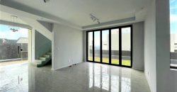 Delightful and sophisticated cluster in Bedfordview.