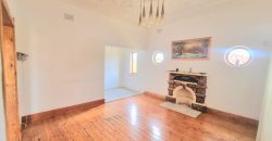 Spacious Family Home with Pool & Cottage