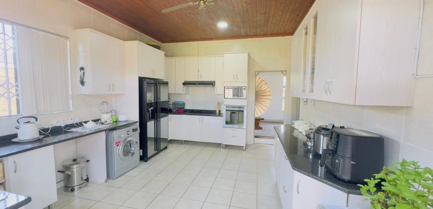 Modern family home for sale in Alberton