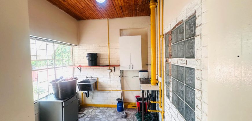 Family Living or Ideal Investment Property