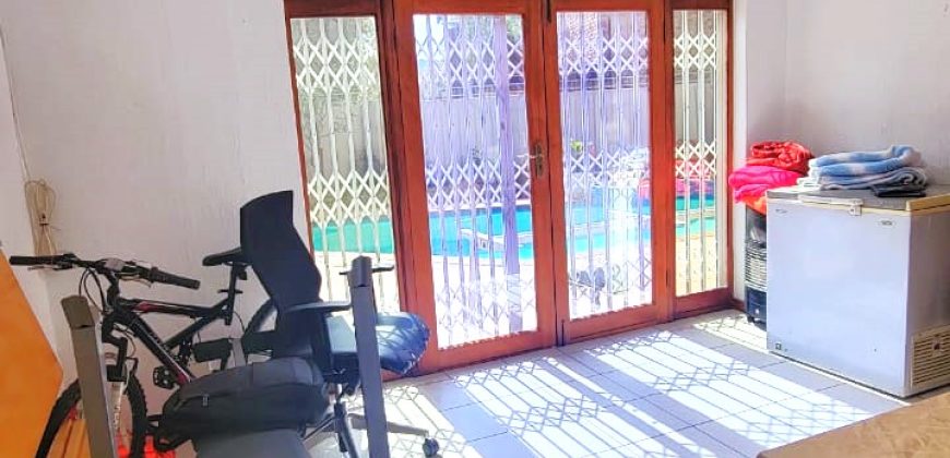 Absolutely spotless, charming and magnificent family home in Bruma.