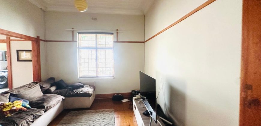 Summer cool Home with Cottage & Pool