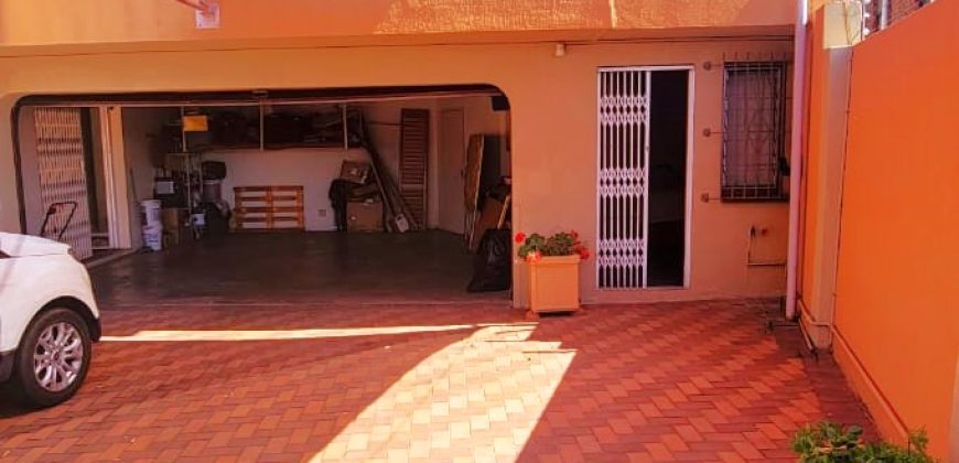 Absolutely spotless, charming and magnificent family home in Bruma.