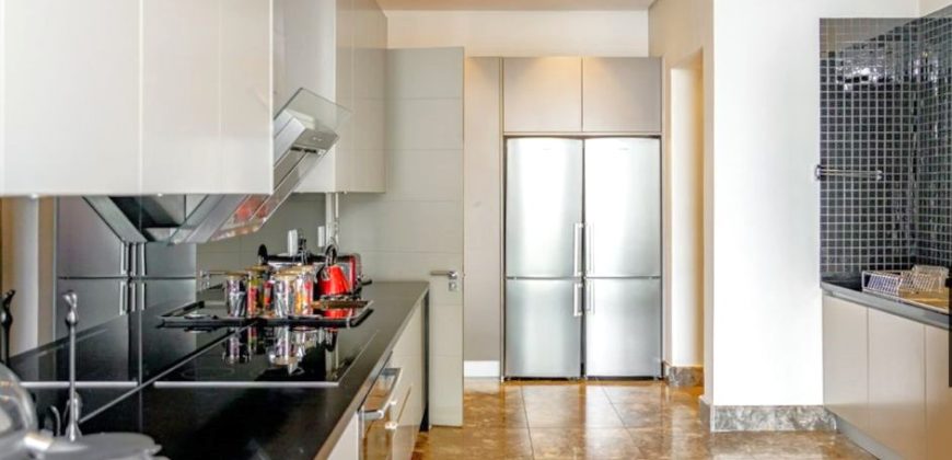 Feel on top of the world with this penthouse located in  DaVinci Hotel Sandton.