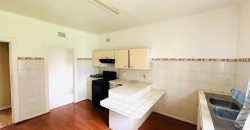 Family living with income potential in Homestead