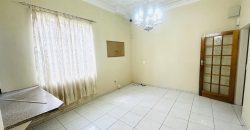 Family home with cottage in Kensington