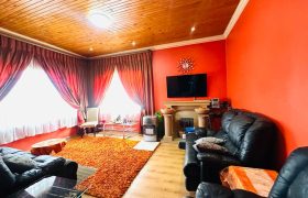 Family Home Close to All Amenities