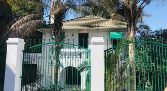 Family Home with Modern Comforts and Outdoor Leisure