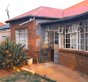 Family Home with Flatlet