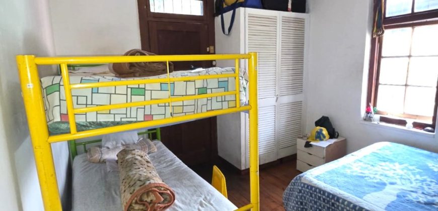 Family Home with Modern Comforts and Outdoor Leisure