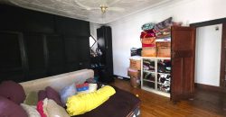 Family Home with Modern Comforts and Outdoor Leisure