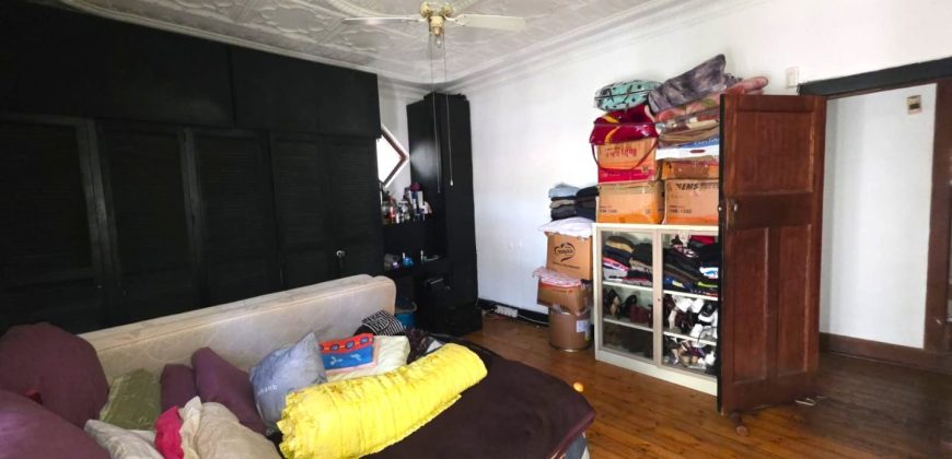 Family Home with Modern Comforts and Outdoor Leisure