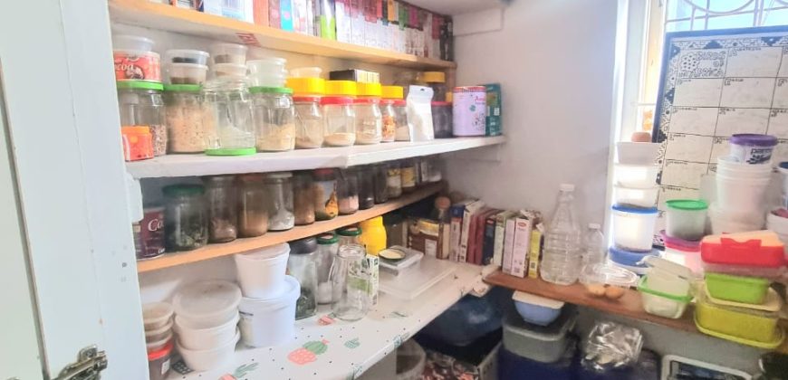 Neat 3-Bedroom Home with Income-Generating Cottage