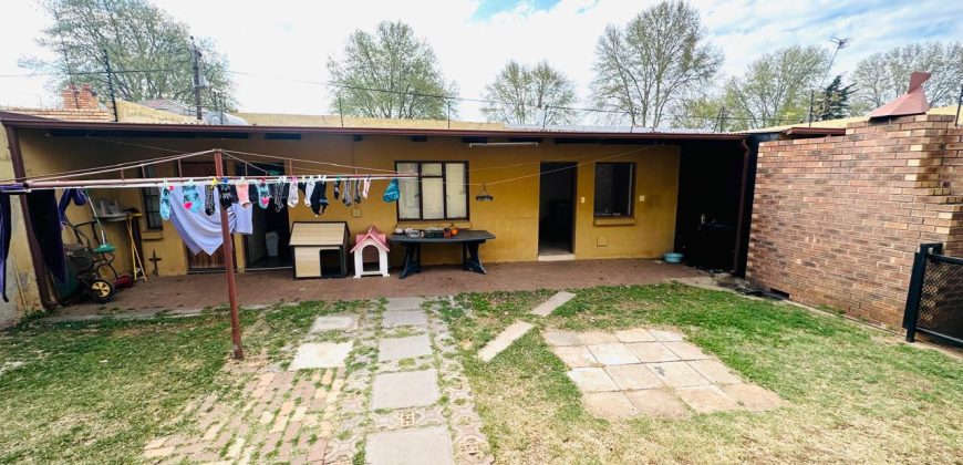 Family Home Close to All Amenities