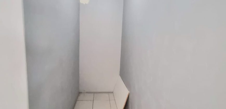 Family home in a secure area