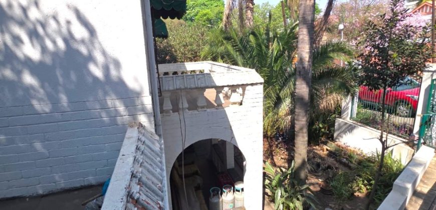 Family Home with Modern Comforts and Outdoor Leisure