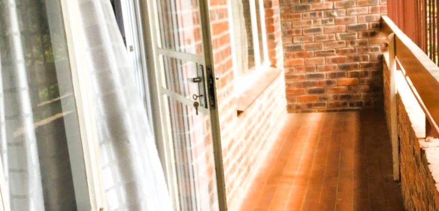 3 Bedroom Unit awaiting you in Randburg.