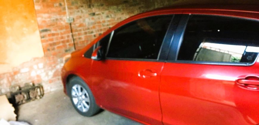 3 Bedroom Unit awaiting you in Randburg.