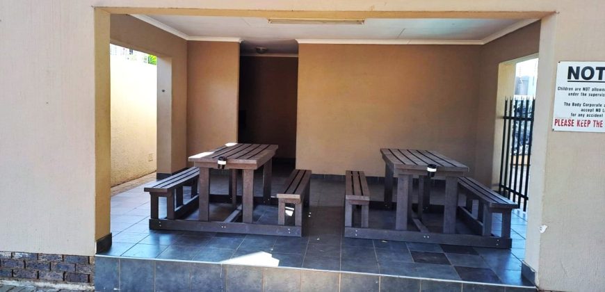 Welcome to this delightful 2-bedroom apartment, a perfect blend of modern convenience and tranquil living.