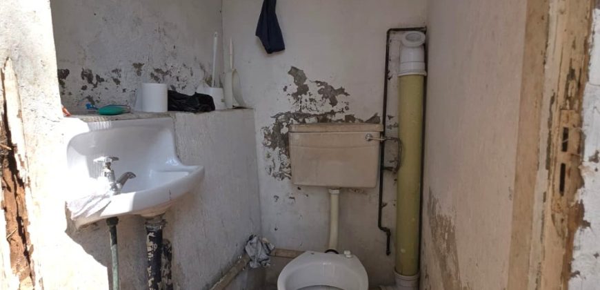 Family Home with Modern Comforts and Outdoor Leisure