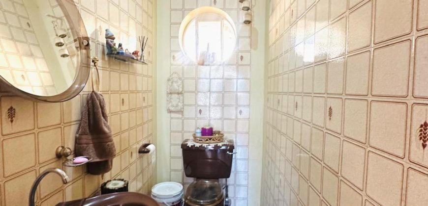 Family Home with Pool