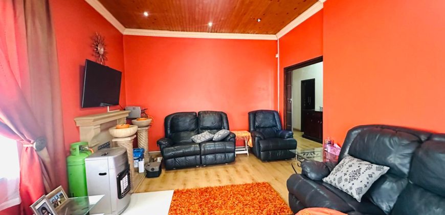 Family Home Close to All Amenities