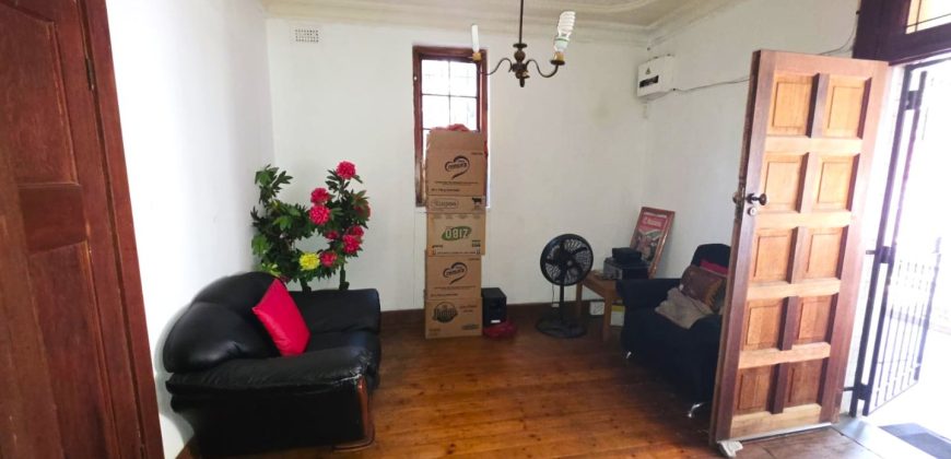 Family Home with Modern Comforts and Outdoor Leisure