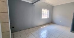 Family home in a secure area