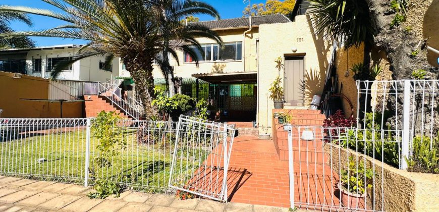 Family Home with Pool