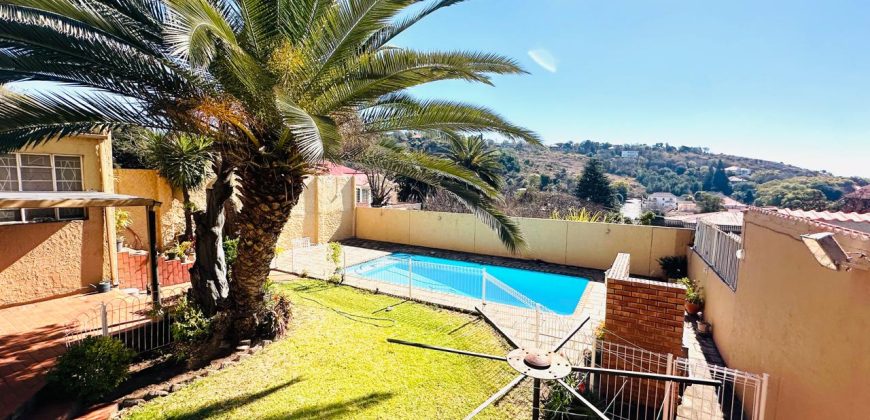 Family Home with Pool