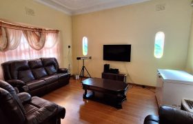 Lovely 3 Bedroom House Well Positioned