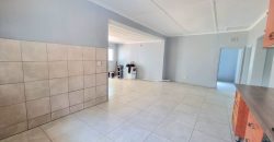 Family home in a secure area