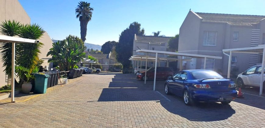 Welcome to this delightful 2-bedroom apartment, a perfect blend of modern convenience and tranquil living.