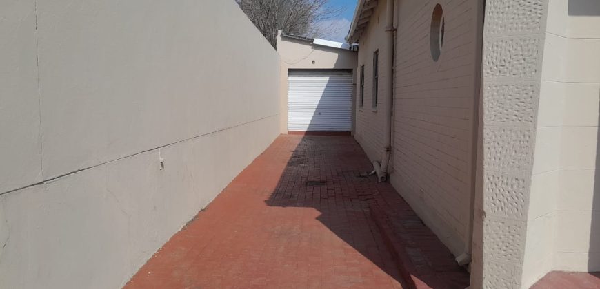 3 bedroom home in Kensington