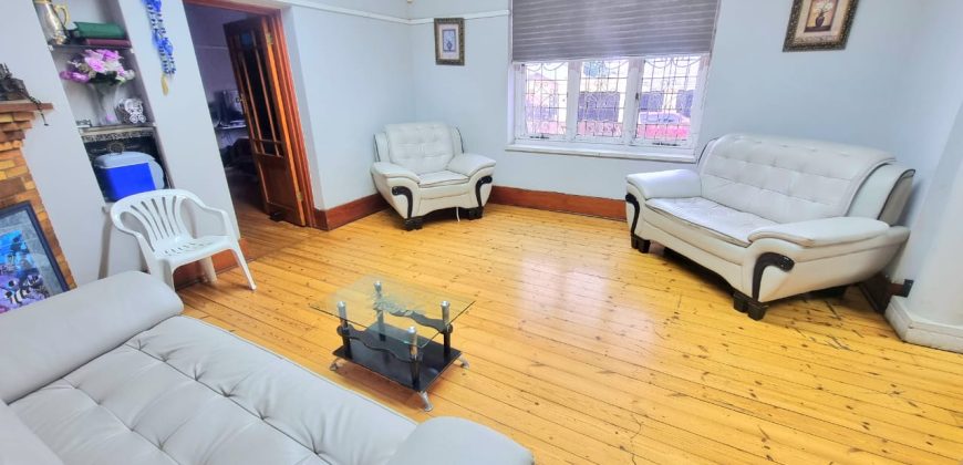 Neat 3-Bedroom Home with Income-Generating Cottage