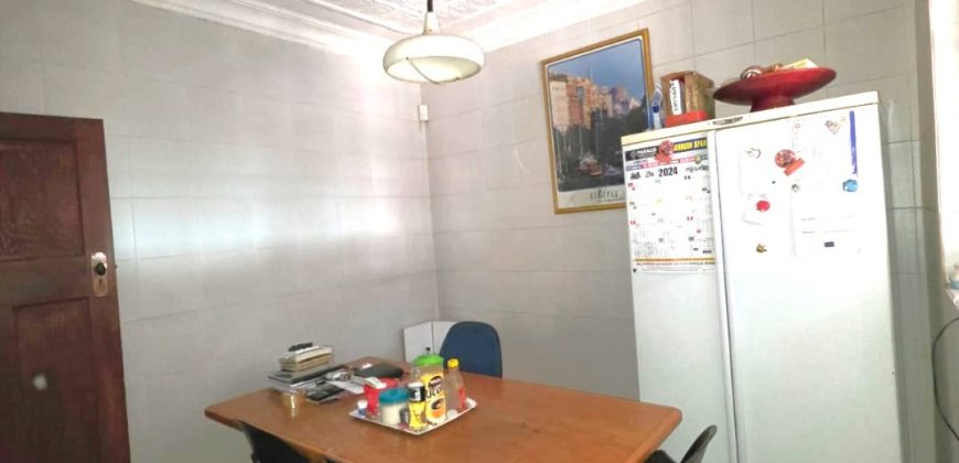 Family Home with Modern Comforts and Outdoor Leisure