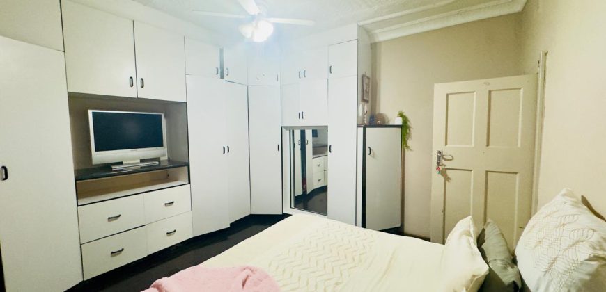 3-Bedroom Home with 2 Income-Generating Cottages for sale in Malvern