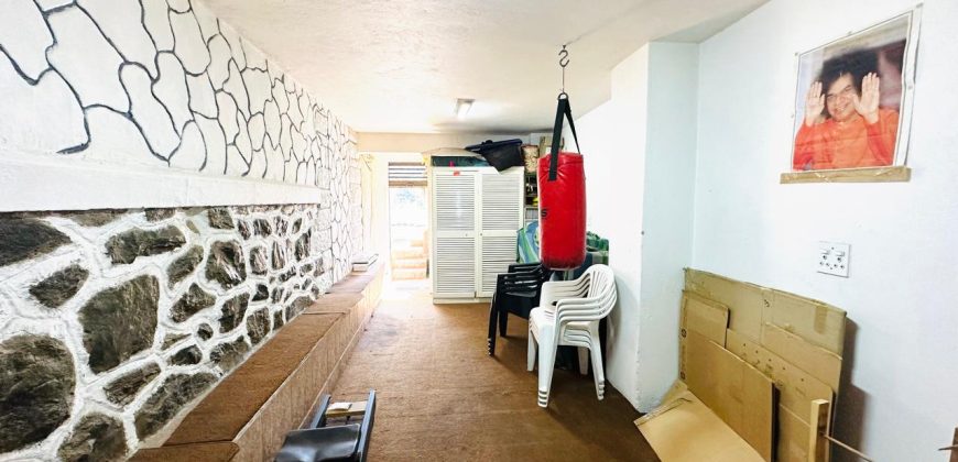 Family Home with Pool