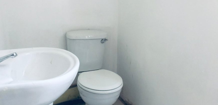 Family Home with Modern Comforts and Outdoor Leisure