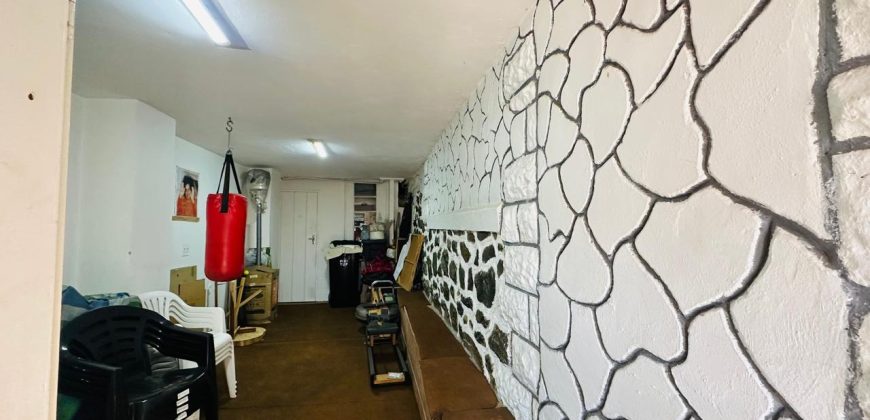 Family Home with Pool