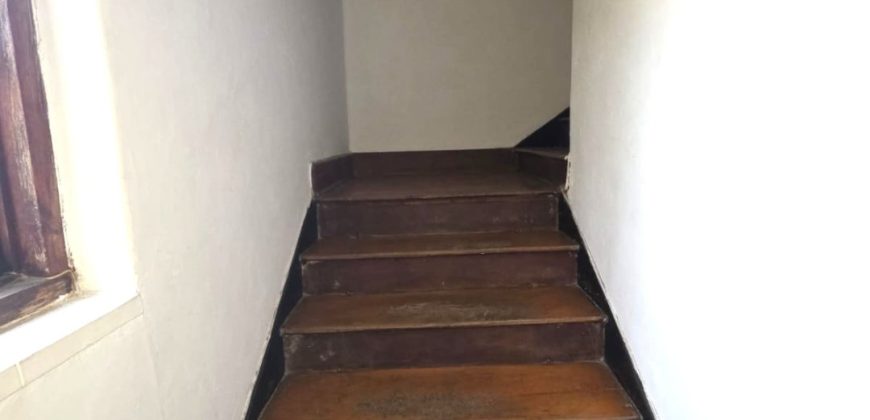 Family Home with Modern Comforts and Outdoor Leisure