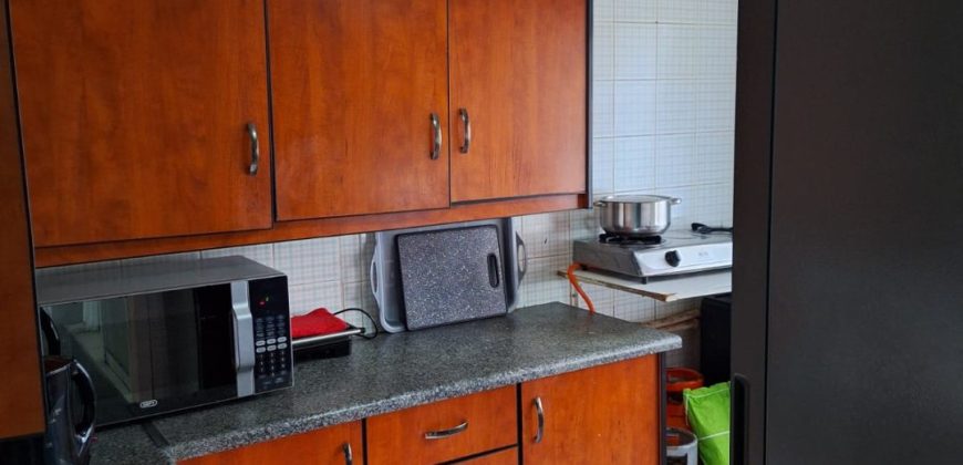 Immaculate 2 Bedroom apartment for Sale in Cyrildene.