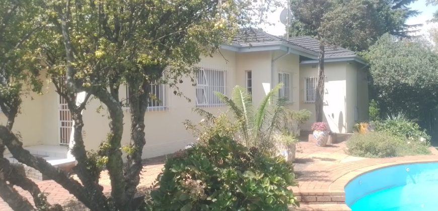 Family home in Lambton with a 2 bed cottage