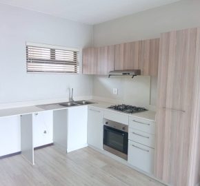 2 Bedroom apartment seeking new owners.